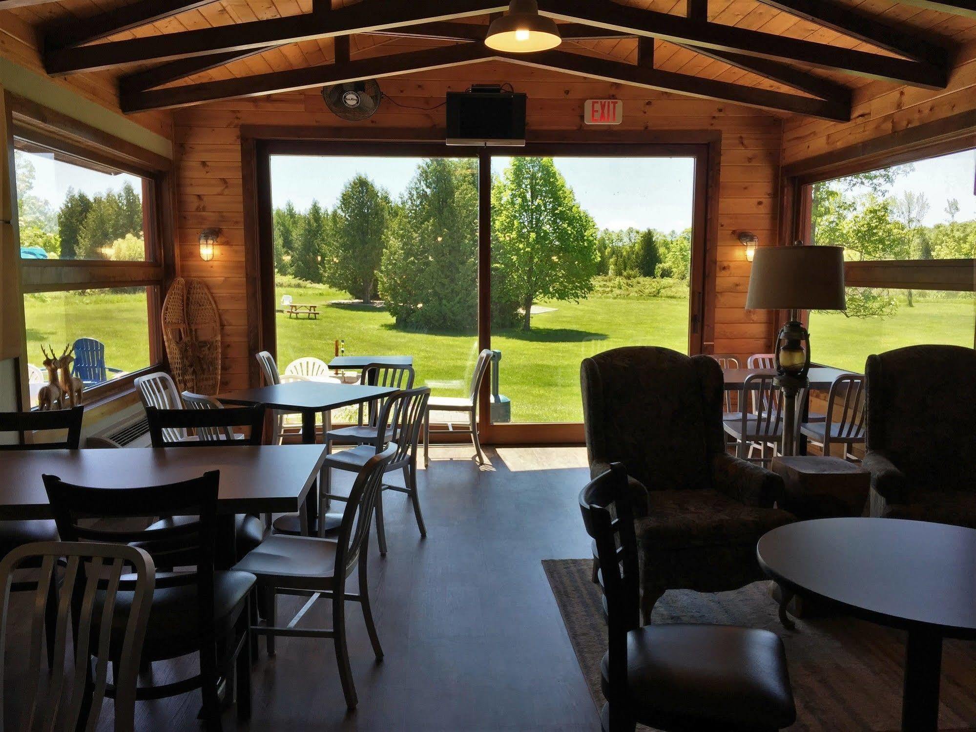 Open Hearth Hotel 2*